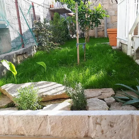 Neno Апартаменты Корчула