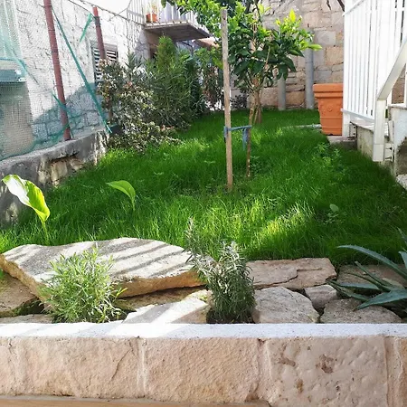 Neno Апартаменты